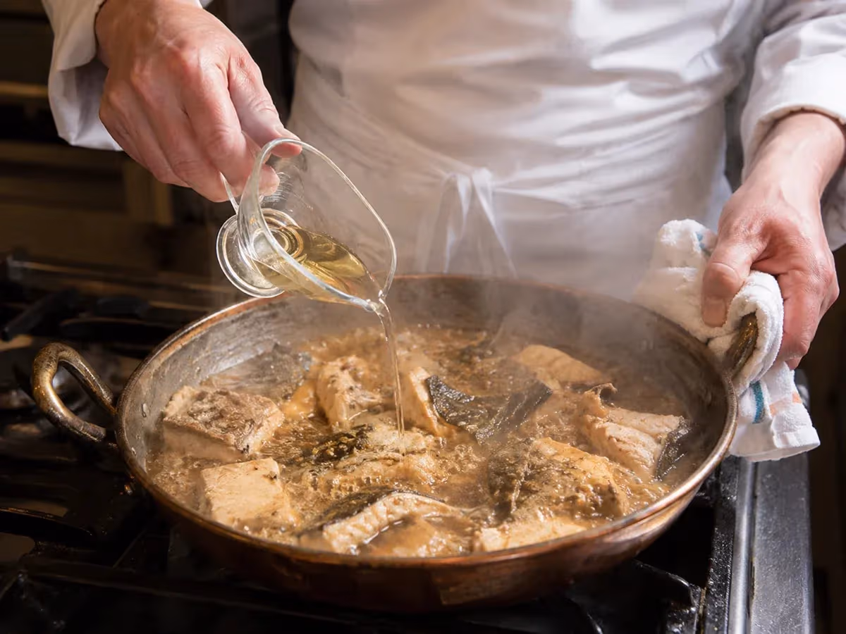 Boreto alla gradese, stufato di pesce povero con aceto bianco e pepe nero 5
