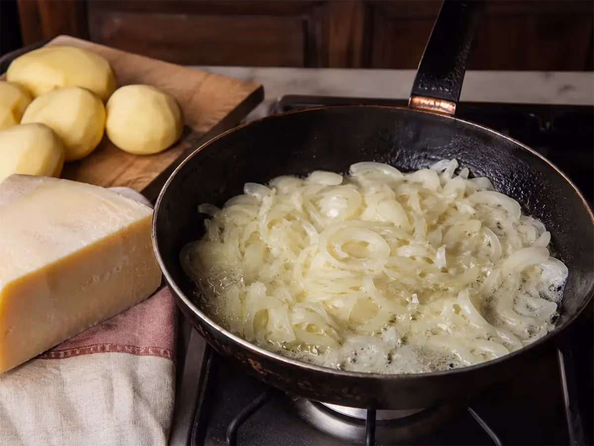 Il Frico con patate e cipolla 3