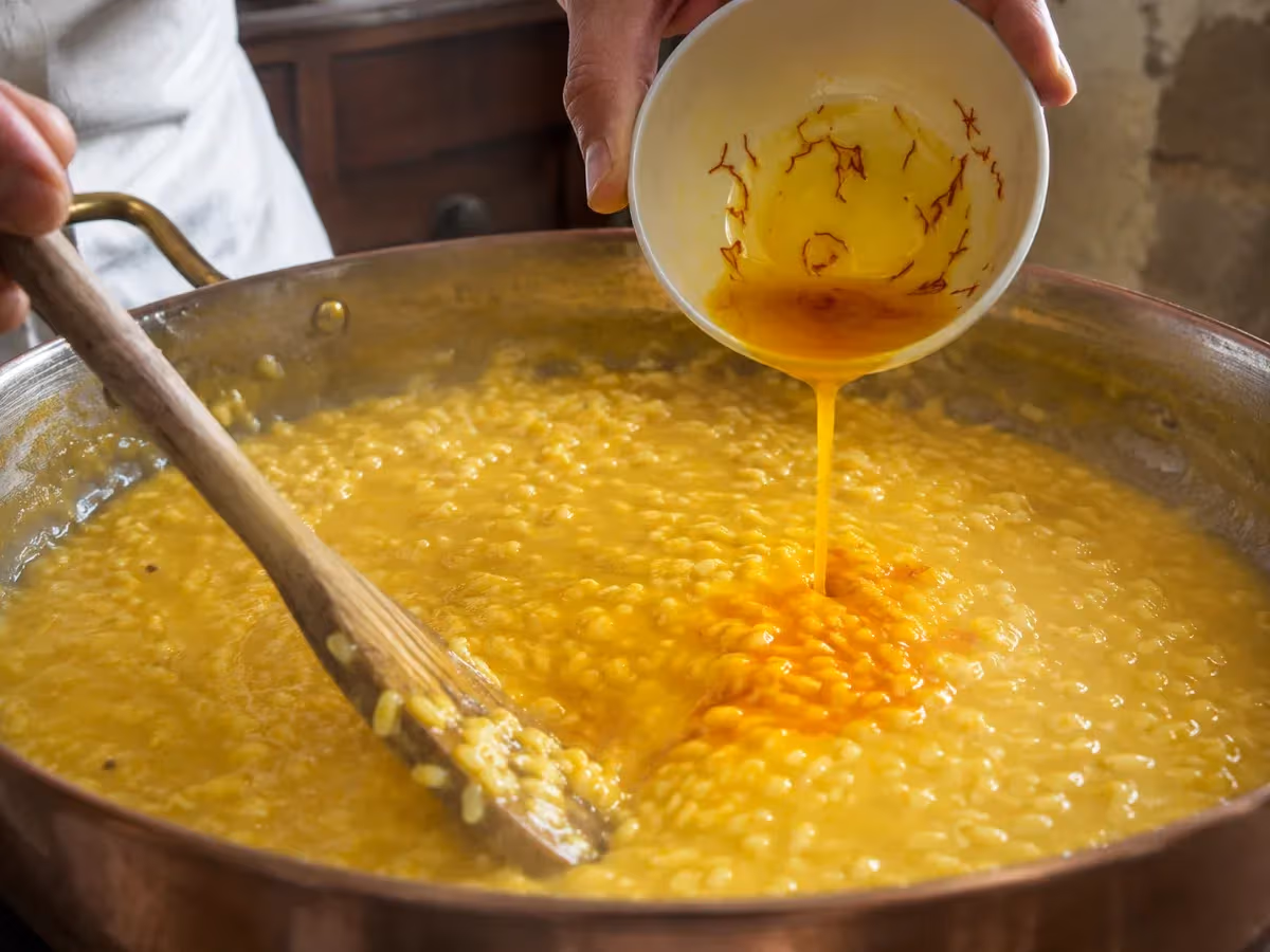 Risotto alla milanese tradizionale 5