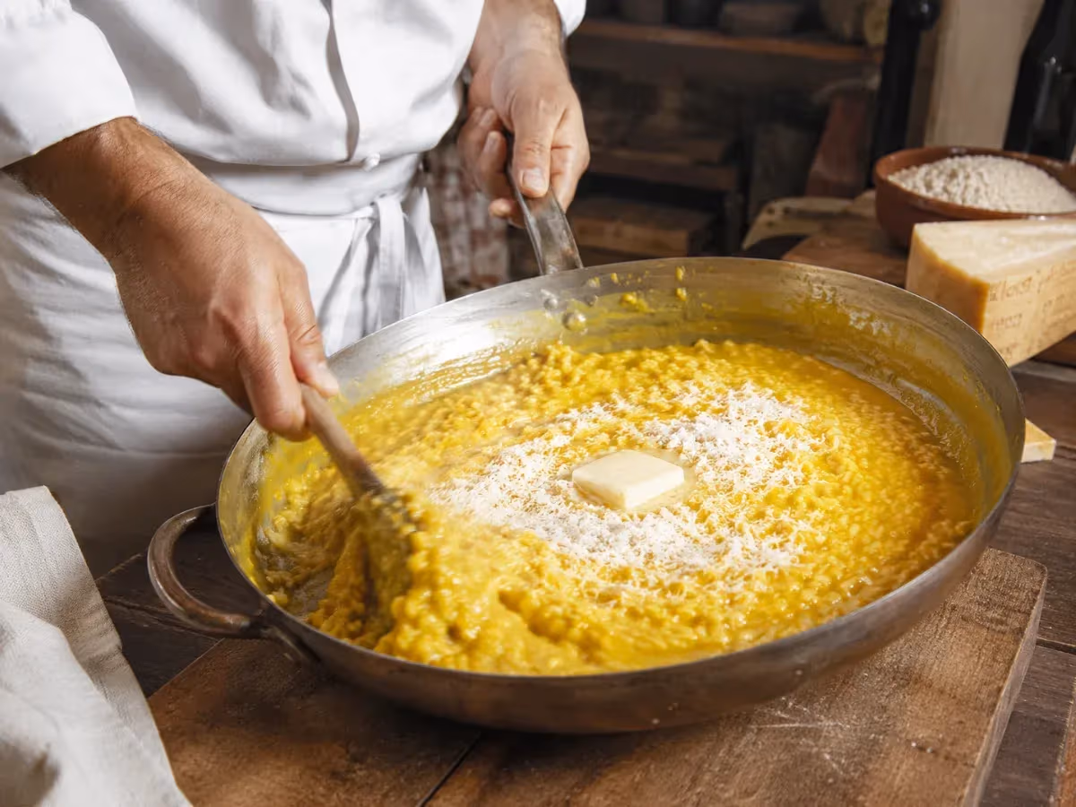 Risotto alla milanese tradizionale 6